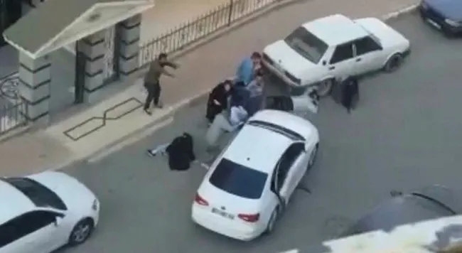 Şanlıurfa'da boşanan çiftin aileleri birbirine girdi! 7 kişiyi vurup ezmeye çalıştılar - 3