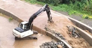 Artvin’de sağanak su baskınlarına neden oldu
