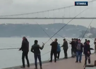 İstanbul Boğazı’nda olta balıkçılığı