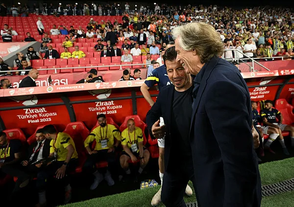 jorge-jesus-fenerbahceden-ayrildigini-duyurdu-1686521669541.jpg Jorge Jesus Fenerbahçe'den ayrıldığını duyurdu - 5