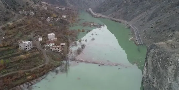 Yusufeli'nde tarihi köprü sular altında kaldı! 46 metreye yükseldi - 5
