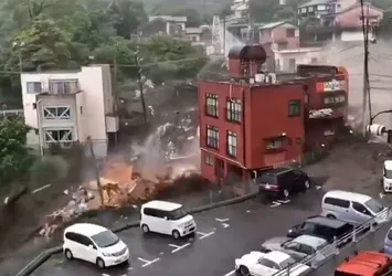 Son dakika: Japonya'da sel ve heyelan felaketi! En az 19 kişiden haber alınamıyor