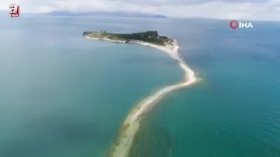 Van Gölü’nde su seviyesi düştü