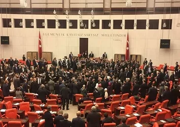 TBMM Genel Kurulu'nda arbede