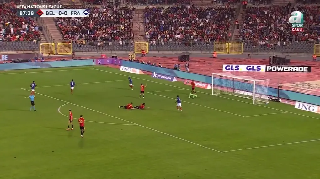 Olise'den adeta sihir!