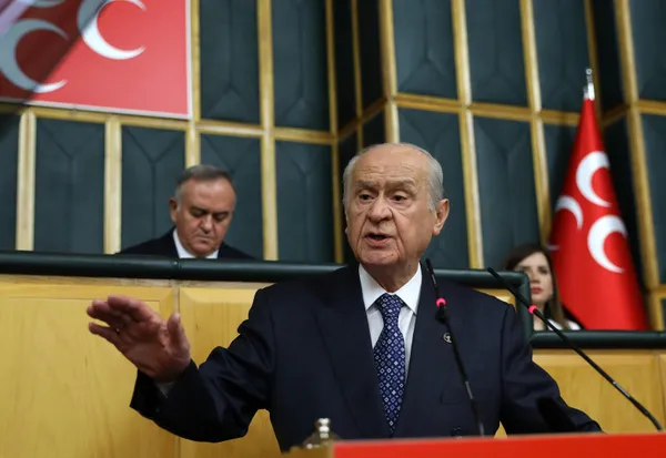 Son dakika: Bahçeli’den ’6’lı masayla ilgili anket yapılacak’ haberlerine yanıt: Tercihim sınıf arkadaşım