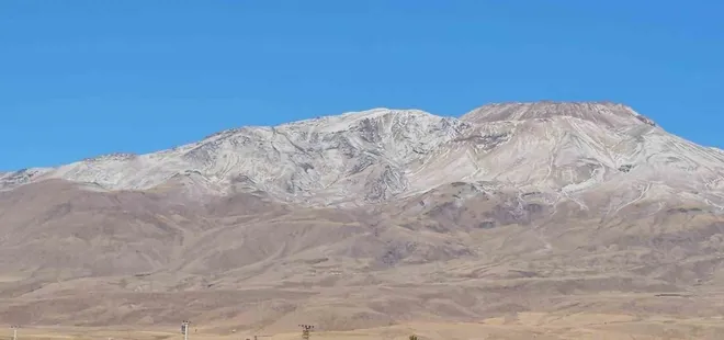 Süphan Dağı beyaza büründü