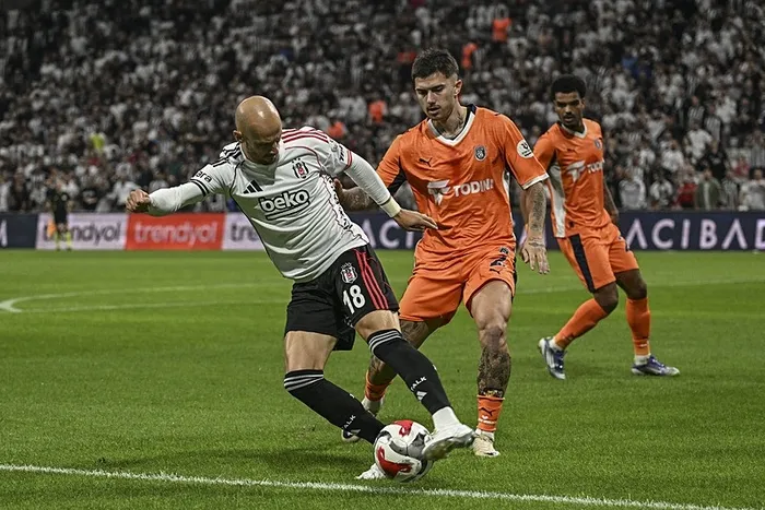 besiktasin-yeni-transferleri-sahnede-basaksehir-virajindan-kritik-3-puan-1757791188586.jpeg Fotoğraf (AA)