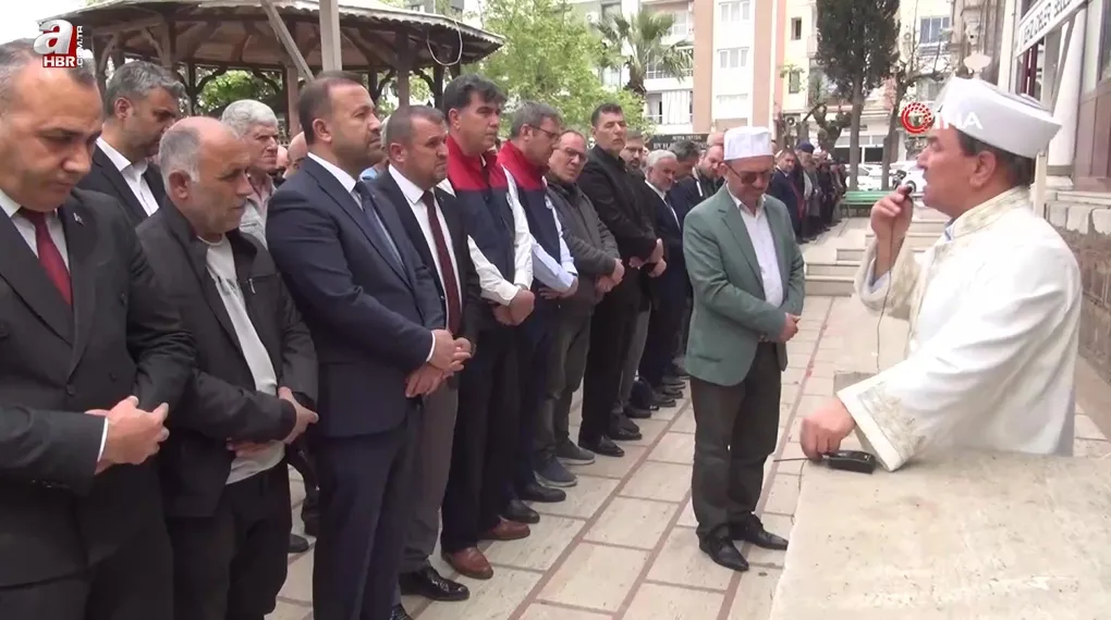 İmamın titreyen sesi yürekleri dağladı!