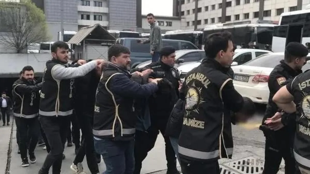Daltonlar'dan bir CHP'li daha çıktı! Muhittin Böcek'in oğlunu tehdit etmişler