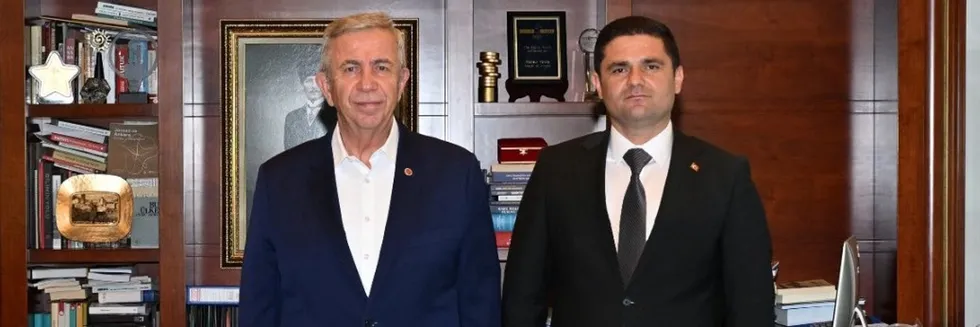 yavasin-ardindan-chpde-pes-pese-istifalar-ust-uste-ayrilik-kararlari-1790165595071.jpeg Şereflikoçhisar Belediye Başkanı Mustafa Koçak (X)