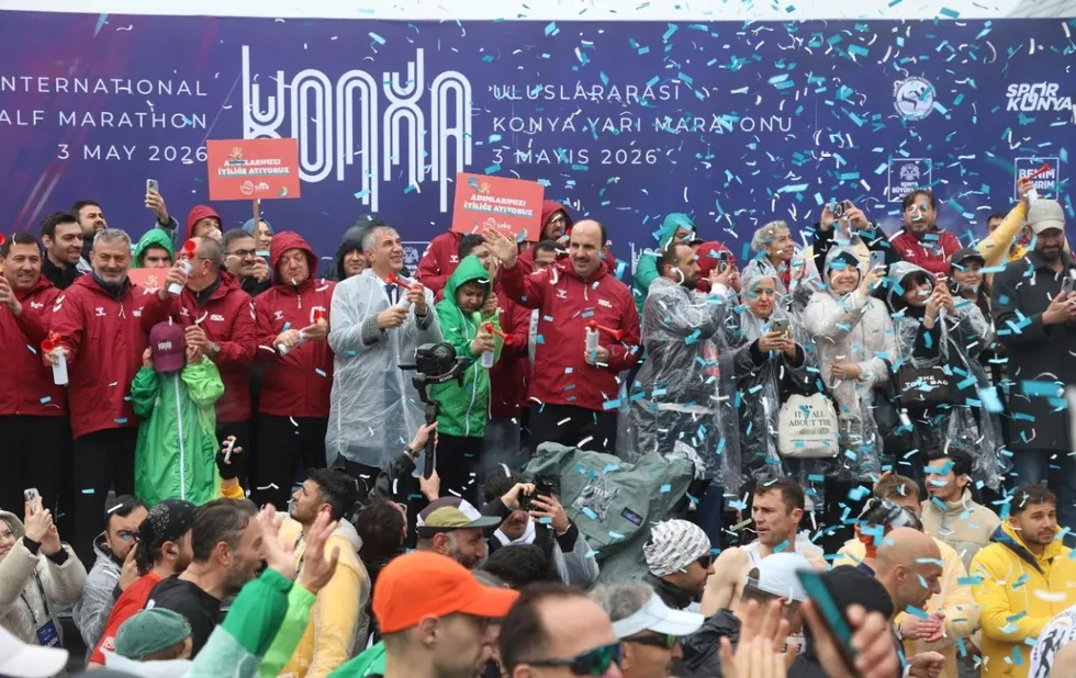 5-uluslararasi-konya-yari-maratonunda-dunyanin-ritmi-konyada-atti-1777810342528.jpeg 5. Uluslararası Konya Yarı Maratonu’nda dünyanın ritmi Konya’da attı - 1