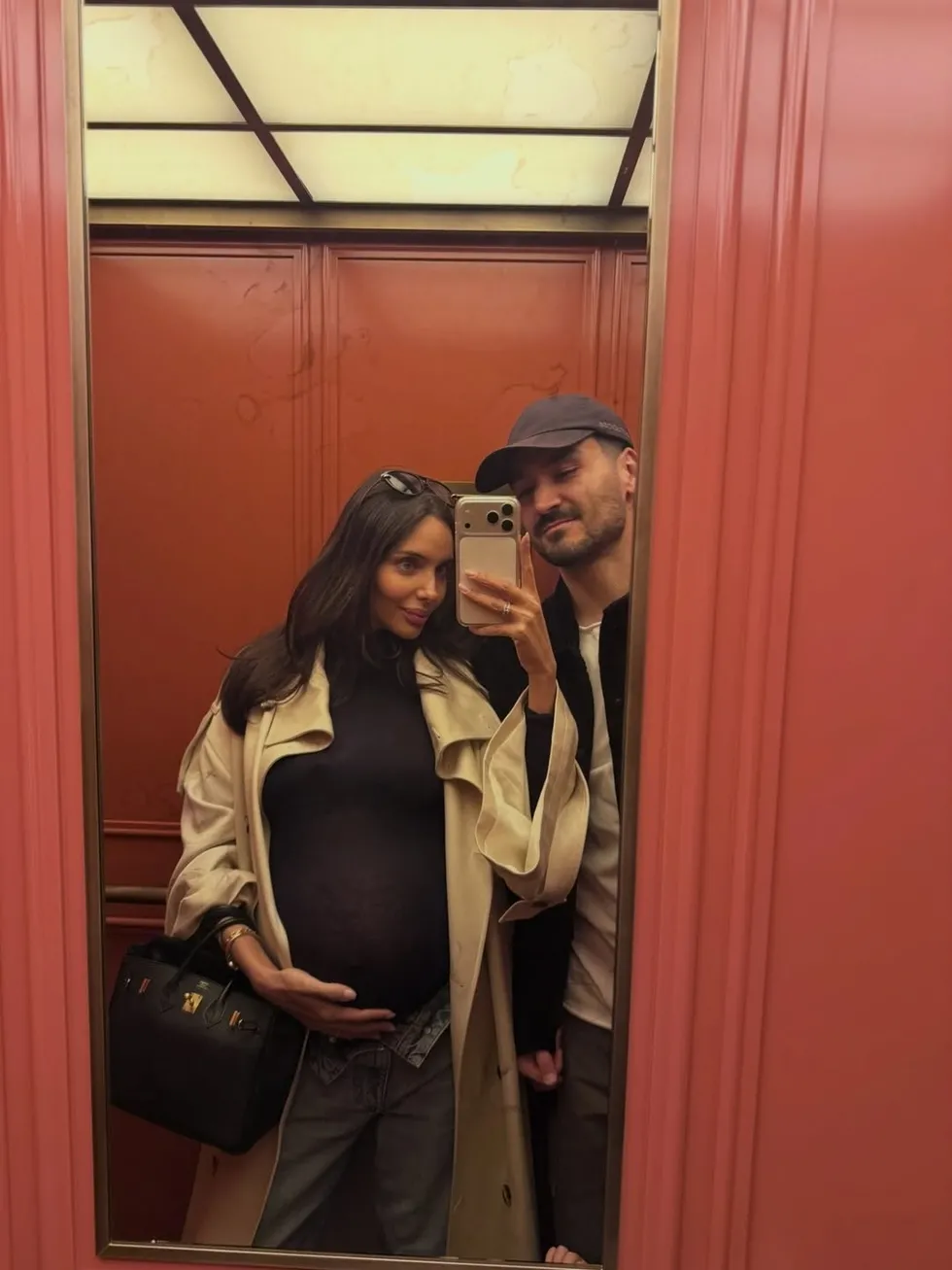 galatasarayli-ilkay-gundogan-ucuncu-kez-baba-oldu-1776764275752.jpg Galatasaraylı İlkay Gündoğan üçüncü kez baba oldu - 1