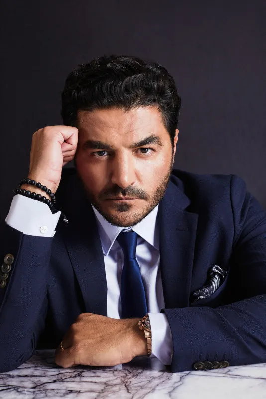 ebru-sallinin-esi-ugur-akkusa-buyuk-sok-bu-kez-kendisi-dolandirildi-1702878746036.jpg Ebru Şallı’nın eşi Uğur Akkuş’a büyük şok! Bu kez kendisi dolandırıldı - 2