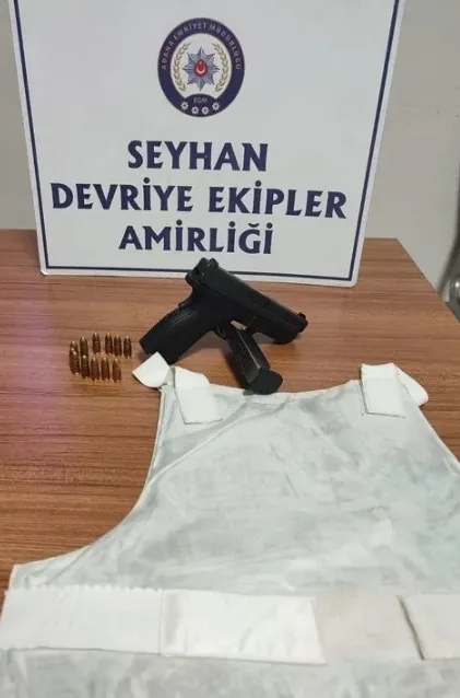 uyusturucu-baronu-ismail-abdonun-kuzeni-savci-cikti-savci-rahima-ortacin-telefonuna-el-konuldu-1718213978202.jpg Uyuşturucu baronu İsmail Abdo’nun kuzeni savcı çıktı! Savcı Rahima Ortaç’ın telefonuna el konuldu - 6