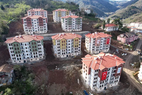 İş dünyasından müteahhitlere önemli çağrı: TOKİ'nin yaptığı gibi evler yapmalıyız - 2
