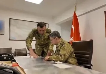 Kara Kuvvetleri Komutanı Orgeneral Bayraktaroğlu sınır ötesi ve hudut hattındaki askerleri denetledi | Milli radar ASELSAN SURALP sınırın sıfır noktasında görüntülendi