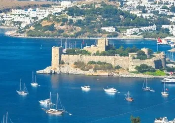 Bodrum’da oteller ve pahalı beach’ler battı!