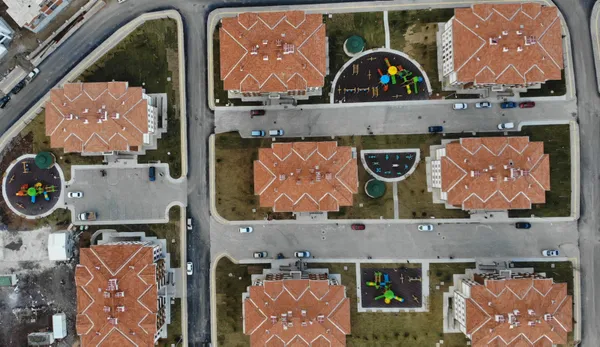 1660879555082.jpg Konutta hem fiyatları hem de kiraları düşürecek dev adım! 50 bin boş ofis ev oluyor - 5
