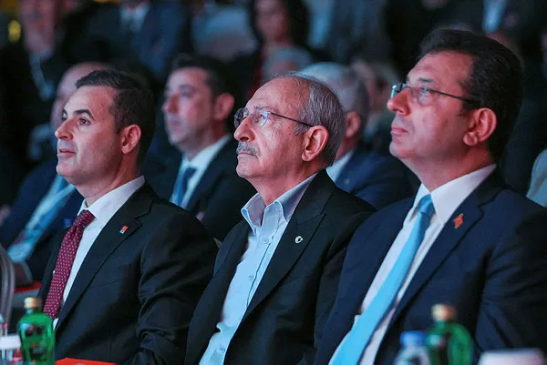 1699539869409.jpg Koltuk değişti kavga bitmedi! Kılıçdaroğlu'nun Ekrem İmamoğlu planı devrede! Kod adı: Bitirme operasyonu - 5