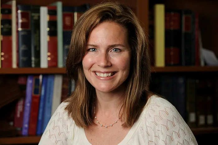 Donald Trump'ın Yüksek Mahkeme Yargıcı adayının Barrett olacağı iddia edildi | Amy Coney Barrett kimdir? - 1