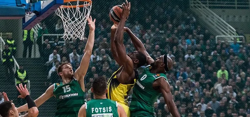 Fenerbahçe Dörtlü Final için avantaj peşinde