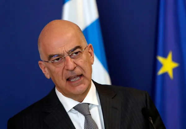 Yunan Bakan Nikos Dendias diplomatik küstahlıklarına bir yenisi daha ekledi! Libya’dan sert çıkış gecikmedi