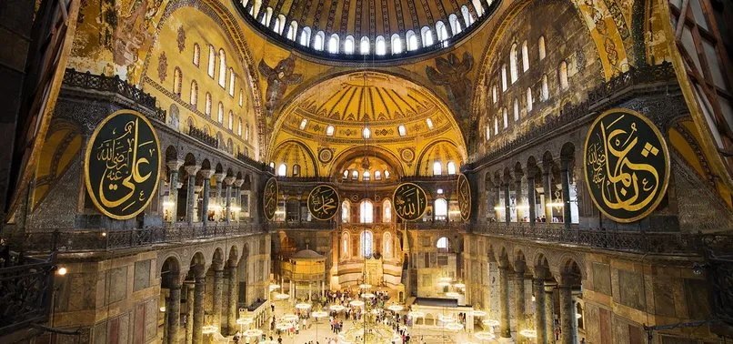 AYASOFYA'DA TARİHİ ANLAR!