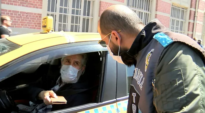 Şişli'de taksilerde koronavirüs denetimi - 1