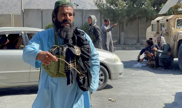 Beyaz Saray’dan ABD Başkanı Joe Biden’a Kabil’de başka terör saldırıları olabilir uyarısı: Gelecek günler bugüne kadarki en tehlikeli günler olacak