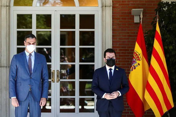 İspanya’da kritik görüşme: İspanya Başbakanı Sanchez Katalonya liderini ağırladı