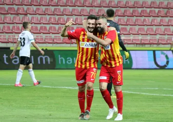 Kayserispor: 3 Beşiktaş: 1 MAÇ SONUCU