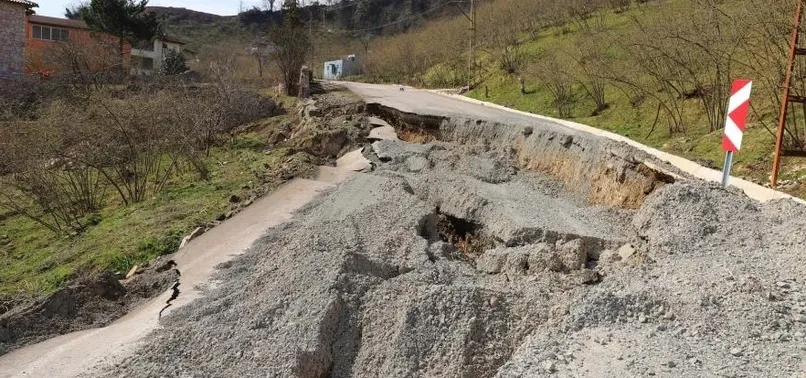 Ordu’da 19 ilçenin 256 noktasında toprak kayması meydana geldi