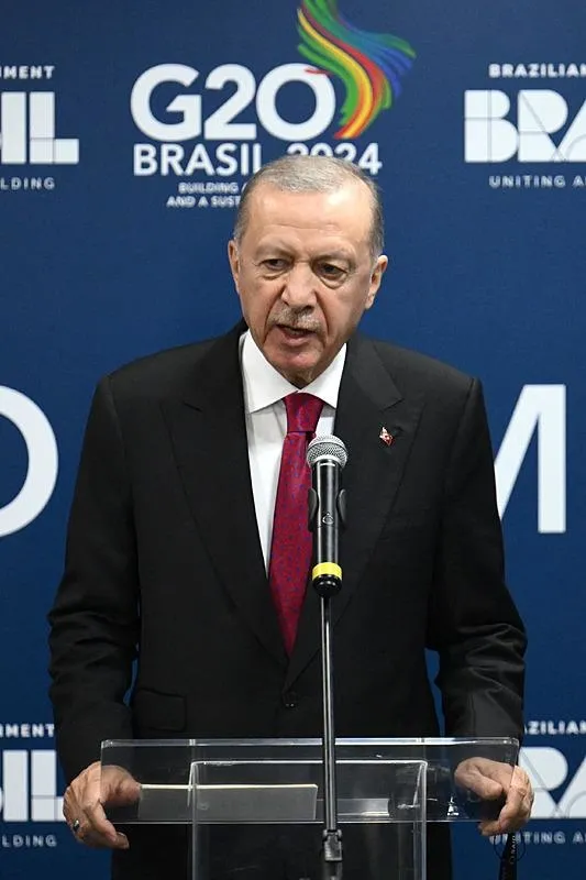 baskan-erdogandan-batiya-gazze-tepkisi-israile-sessiz-kalani-tarih-affetmez-1732037920018.jpeg Başkan Erdoğan, G20 Liderler Zirvesi’nde basın toplantısı düzenledi (Foto: AFP)