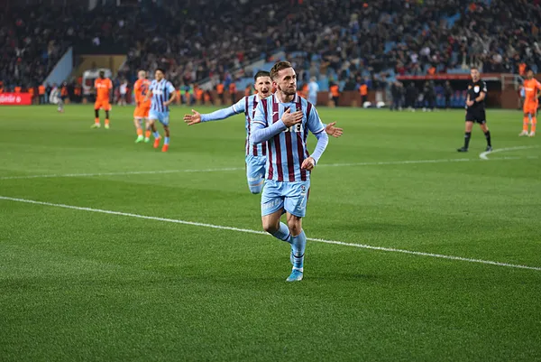 kupada-trabzonspor-firtinasi-visca-atti-tur-geldi-trabzonspor-1-0-basaksehir-mac-sonucu-1709138834421.jpg Kupada Trabzonspor fırtınası! Visca attı tur geldi! Trabzonspor 1-0 Başakşehir (MAÇ SONUCU) - 5