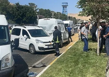 Mardin'de 7 araç zincirleme kazaya karıştı: 3 yaralı