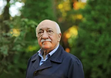 AP Dış İlişkiler Komitesi Başkanı: Gülen hareketiyle ilgili görüşlerim değişti