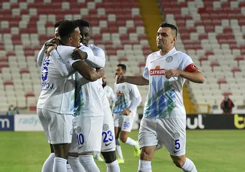 Çaykur Rizespor Sivasspor'u 2-0 yendi