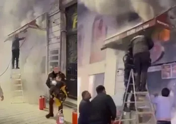 İstiklal Caddesi'nde yangın paniği! 1 çocuk kurtarıldı