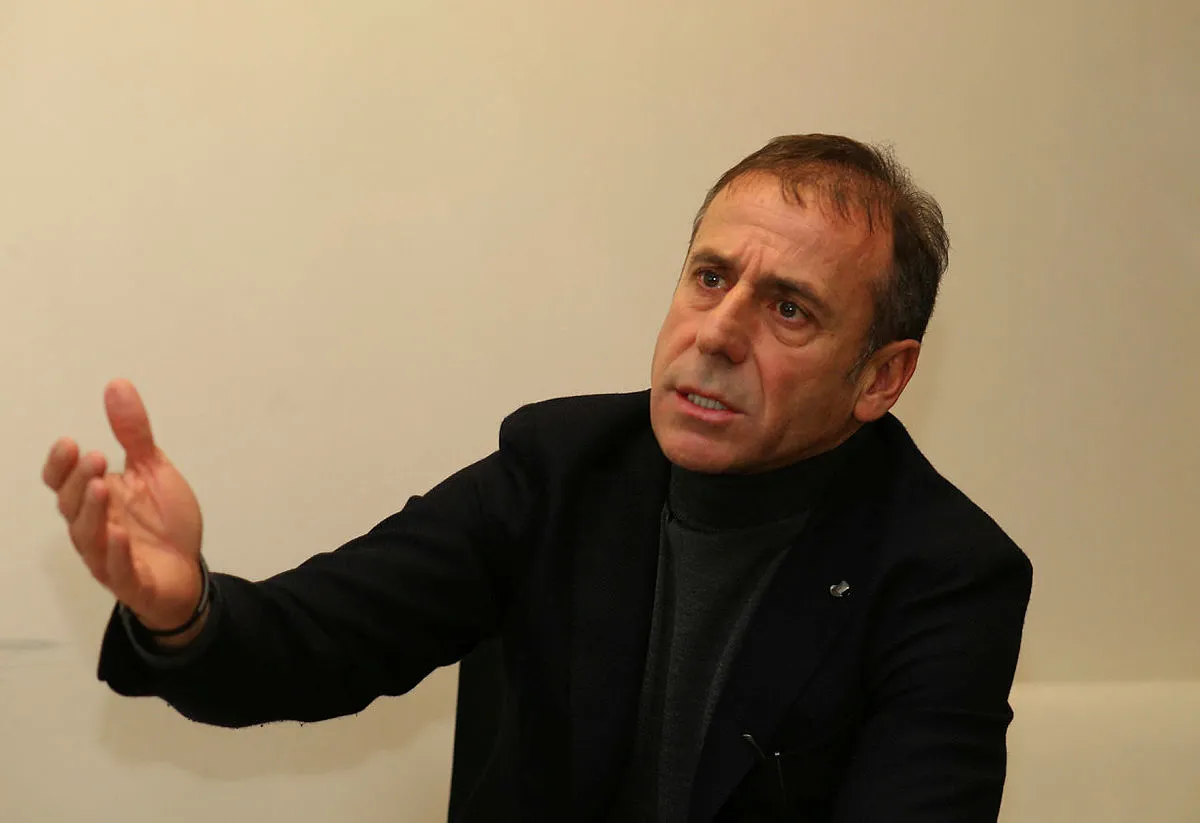 Avcı, Robinho ve Arda Turan'dan memnun