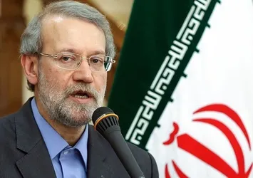 İran Meclis Başkanı Laricani: Rus uçakları İran üssünü kullanmaya devam ediyor