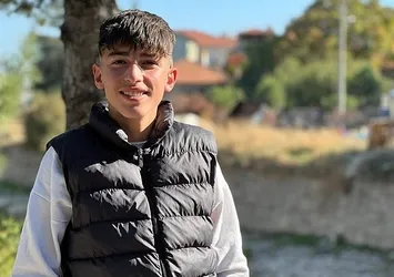 Afyonkarahisar'da babasının bıçakladığı çocuk hayatını kaybetti