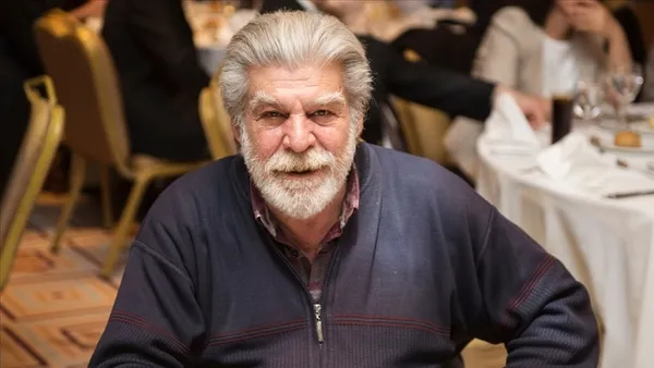 cemil-ozbayer-kimdir-kac-yasindaydi-nereli-cemil-ozbayer-oynadigi-filmler-diziler-neler-1644749922898.jpg Cemil Özbayer kimdir, kaç yaşındaydı, nereli? Cemil Özbayer oynadığı filmler diziler neler? - 3