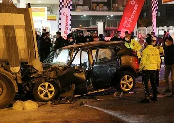 İzmir'de feci kaza! Polis memuru hayatını kaybetti...