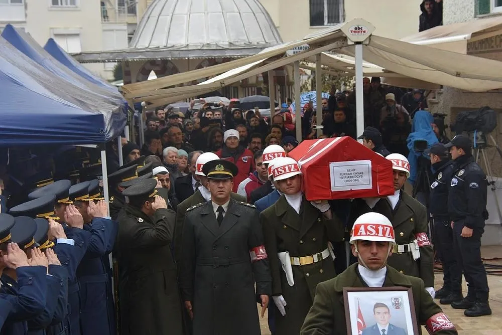 Fırat Kalkanı şehitlerimiz toprağa verildi - 3