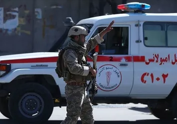 Afganistan'da bomba yüklü araçla saldırı