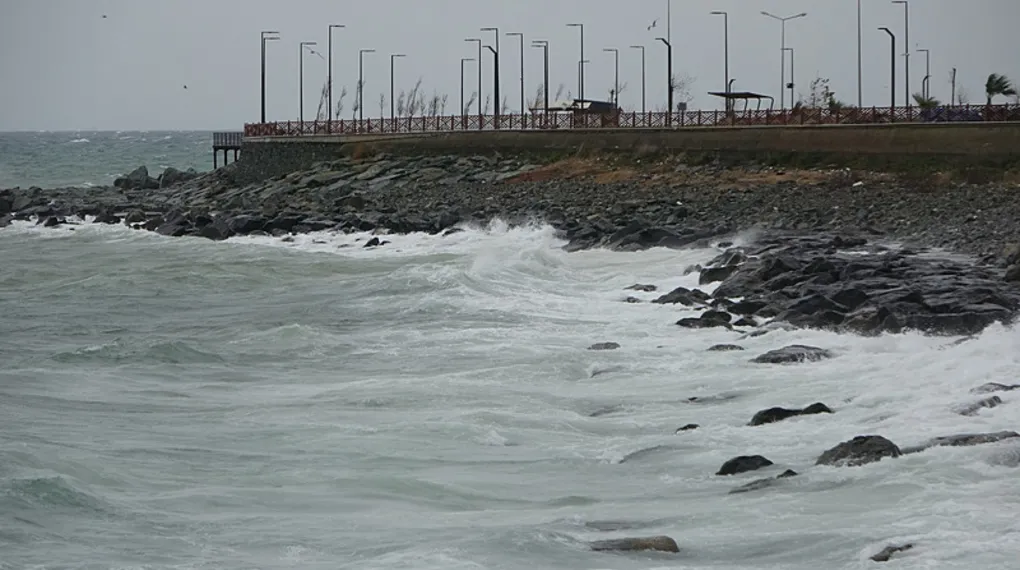 Doğu Karadeniz’de fırtına etkili oluyor