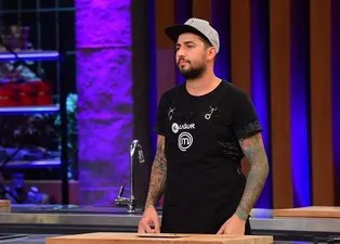 Masterchef’ten diskalifiye olan Uğur Yılmaz Deniz'e bir şok daha!