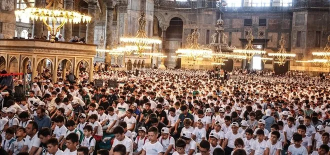 TÜGVA Yaz Okulu Buluşması Ayasofya-i Kebir Camisi’nde yapıldı