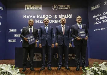 TİM ve THY arasında dev protokol! Ulaştırma ve Altyapı Bakanı Adil Karaismailoğlu ve Ticaret Bakanı Mehmet Muş müjdeleri sıraladı